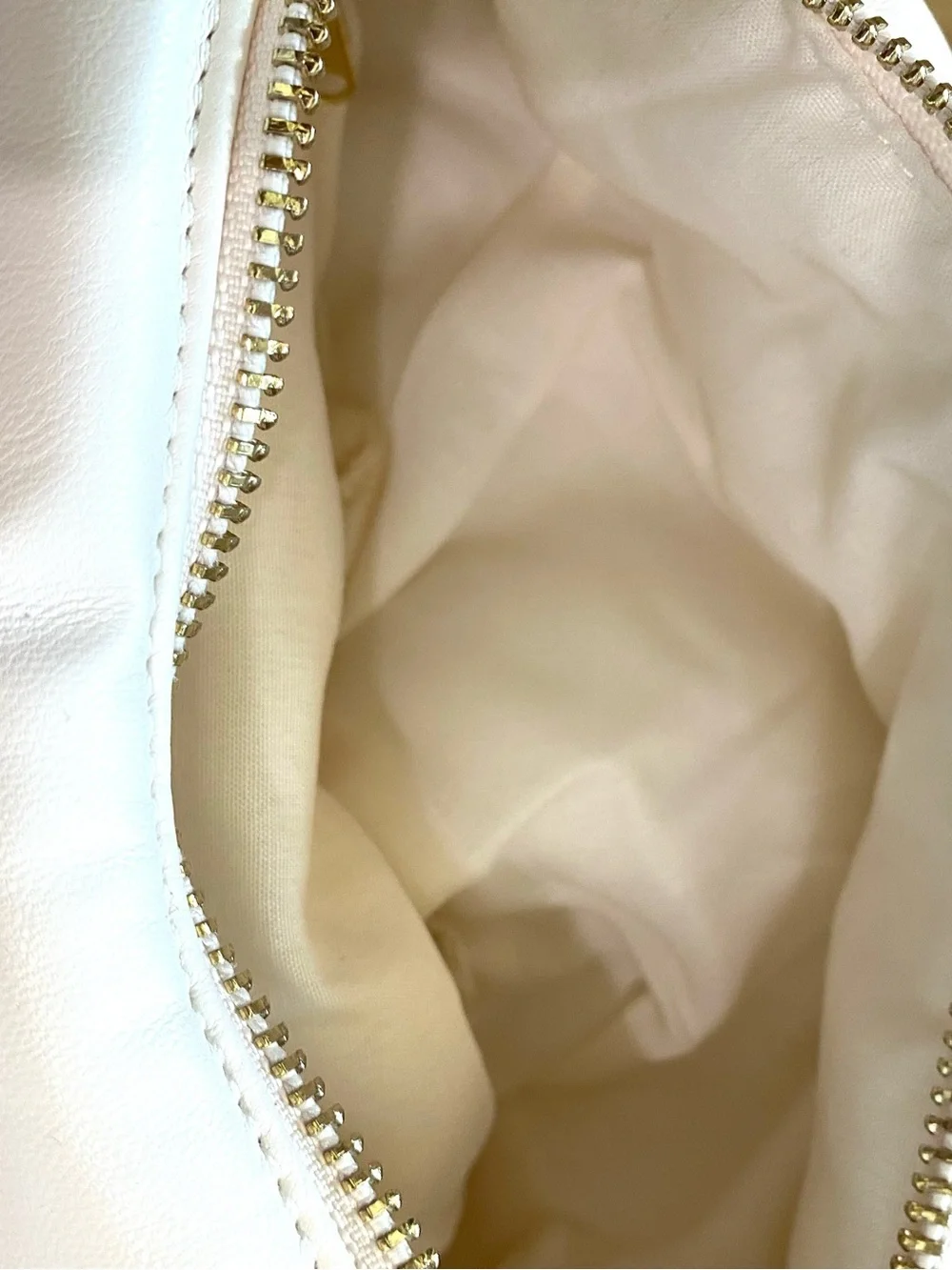 Melie Bianco Purse Cream Vegan Leather Hobo Summer Wedding Guest Preppy  Bag NWT